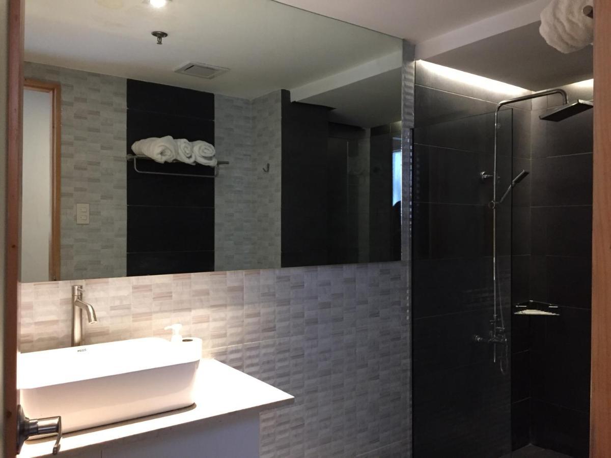 Tely'S Bed & Breakfast Iloilo Powered By Cocotel Exteriér fotografie